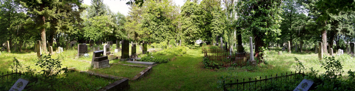 Starý cintorín, Pukanec, 19.5.2013, foto:J.Čalovka